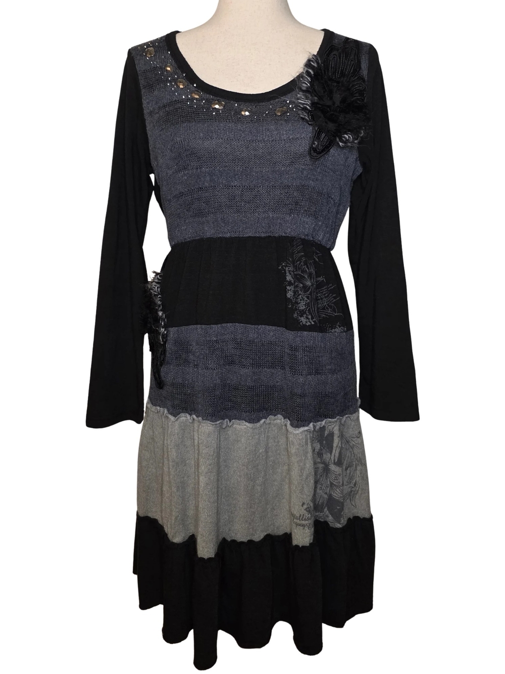 Pretty Angel Grey & Black Tiered Long Sleeve Dress